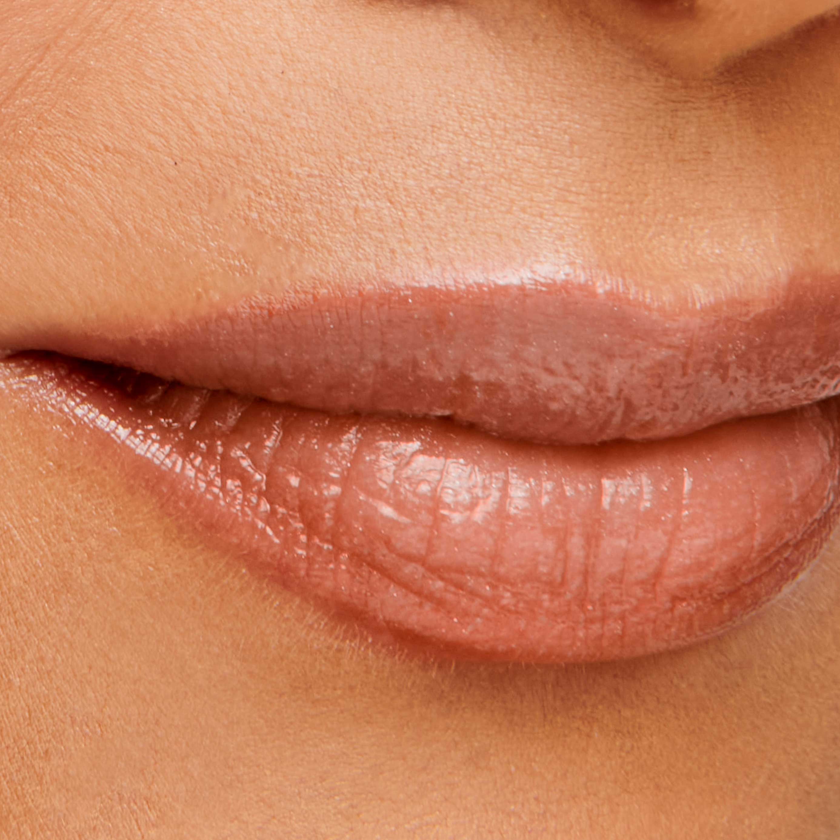 HydroPure™ Hyaluronic Lip Gloss - Image 36