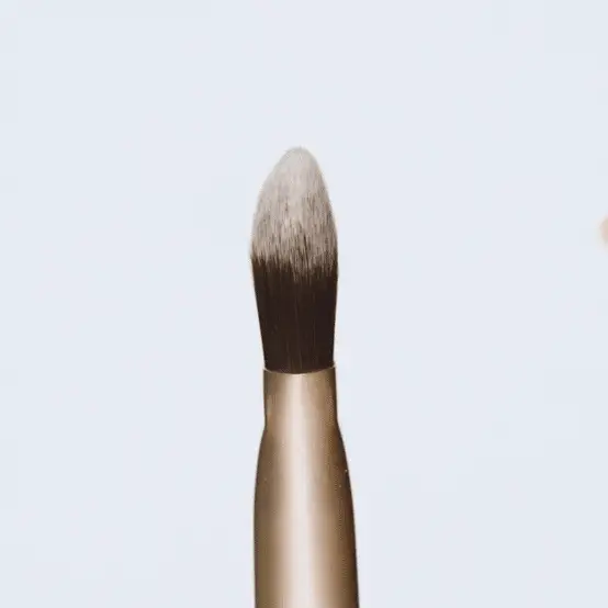 Liquid Complexion Brush - Image 3