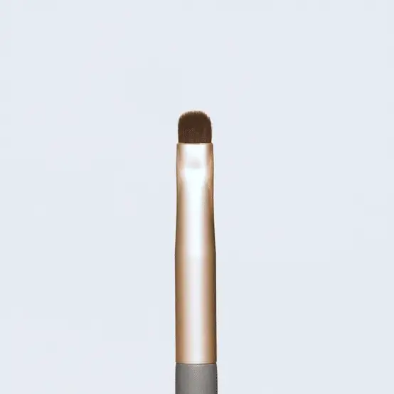 Smudge Eye Brush - Image 4